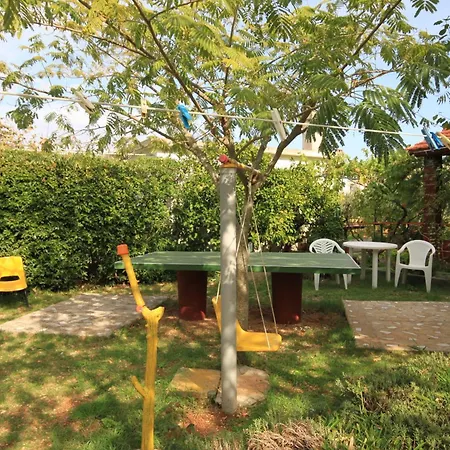 Апартаменты Apartments With Parking Space Ugljan - 8479 *