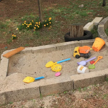 With Parking Space - 8479 Ugljan