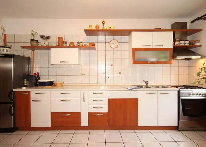 With Parking Space - 8479 * Ugljan