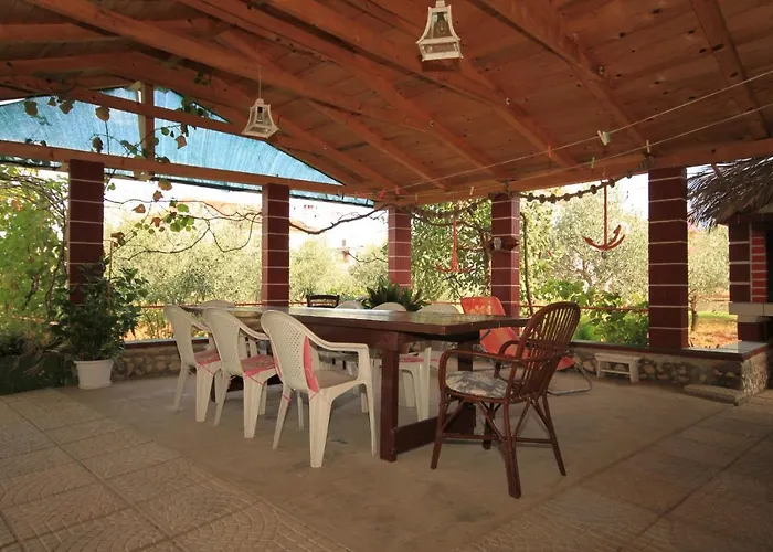 With Parking Space - 8479 * Ugljan