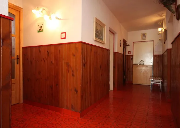 Apartman With Parking Space - 8479